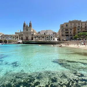 Bay Málta