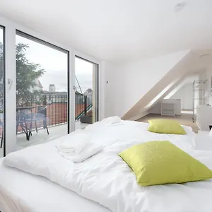 Next To Schoenbrunnpalace Close To Public Transport - Myschoenbrunn Appartamento