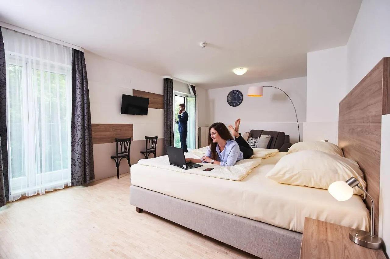 Europahaus Wien 2*, Vienna